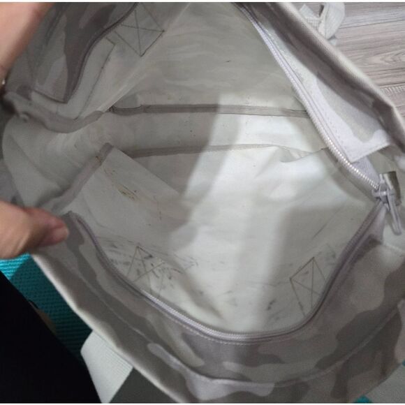 Victoria's Secret Pink Convertible Backpack Tote camo print - Picture 9 of 15